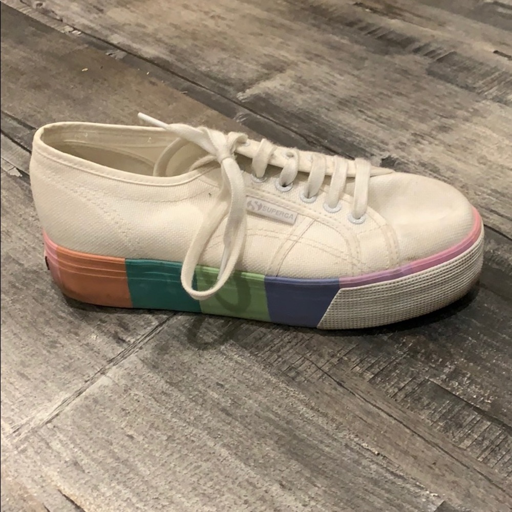 Rainbow Platform Supergas